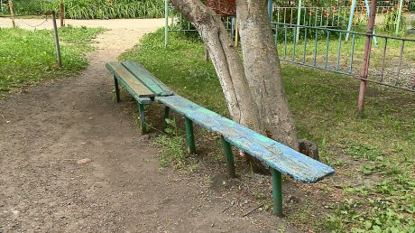 Пензенцам не хватает скамеек на улице Бородина