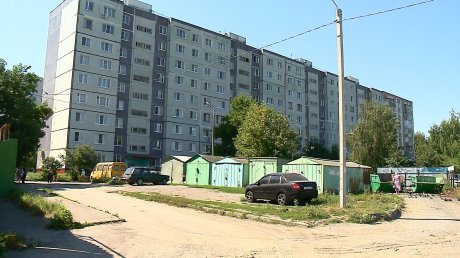 Дорогу у дома № 2 на ул. Лядова не ремонтировали 35 лет