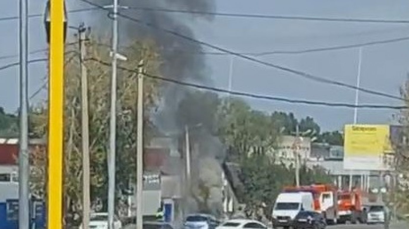 Пожар в кузнецке на улице белинского. Пожар в Кузнецке. Пожар вчера в Кузнецке.