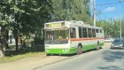 Пензенец: На улице Попова троллейбусы паркуются на газоне