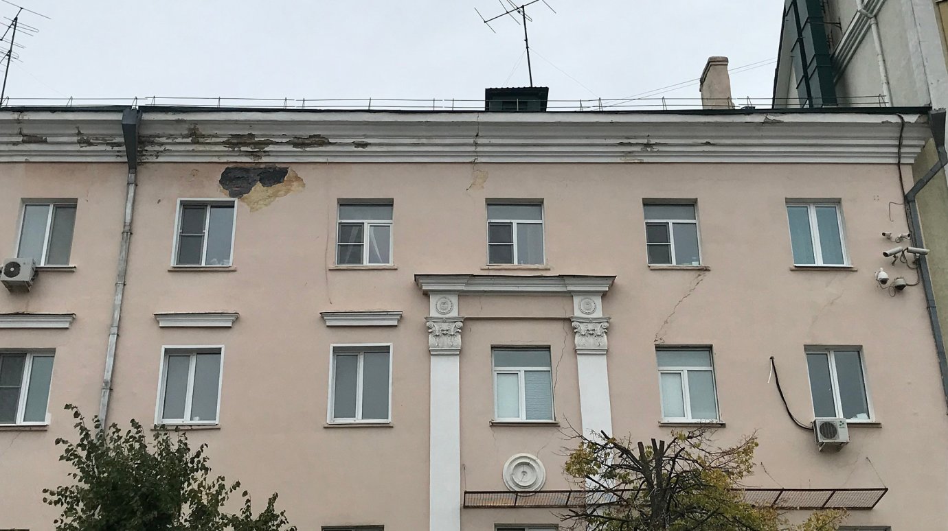 Пензенец назвал позором фасад дома на улице Московской