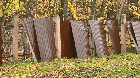 В Пензе начали разбирать ограду русско-польского кладбища