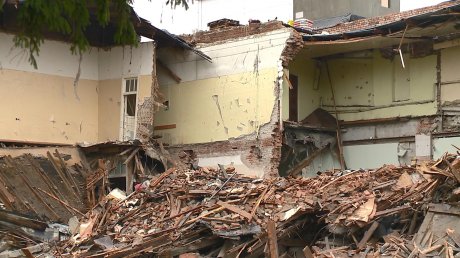 В Пензе завершается снос бывшего здания наркологической больницы