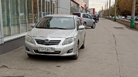 В Пензе нашли оправдание нарушению правил парковки на ул. Кулакова