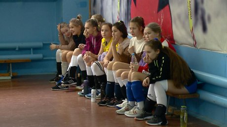 В Пензе стартовало открытое первенство по волейболу
