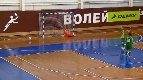 «Лагуна-УОР» свела вничью матч с лучшей командой России