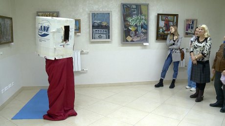 Пензенцам представили экспозицию работ нетипичного художника