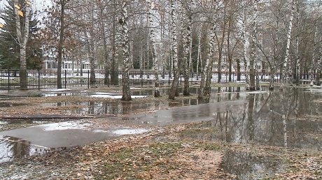 Из-за аварии на Тернопольской в нескольких домах исчезла вода