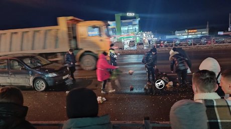 Водителей предупредили о пробке на ул. Аустрина из-за сбитой женщины