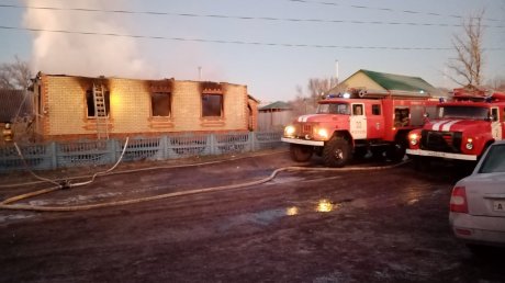В Пензенской области при пожаре погибли взрослые и пострадали дети