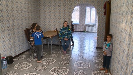 11 детей остались без воды в доме на улице Аустрина