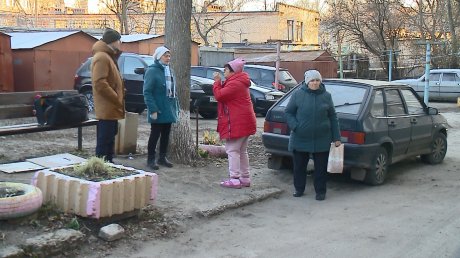 В квартирах дома на улице Калинина замерзают люди