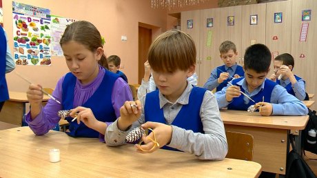 В пензенских детсадах и школах готовятся к большим праздникам