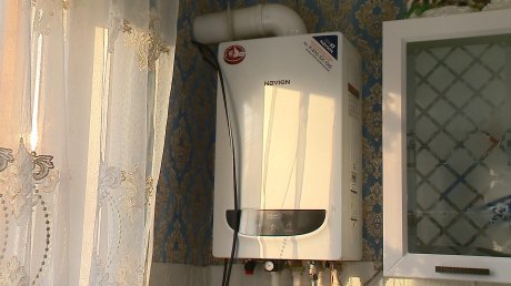 Жители Кривозерья пожаловались на частые отключения света в домах