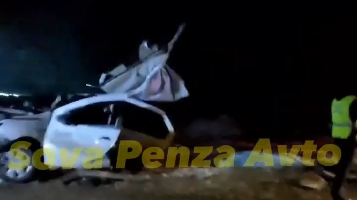 Очевидец ДТП в Пензе: Водитель жив, пассажир погиб