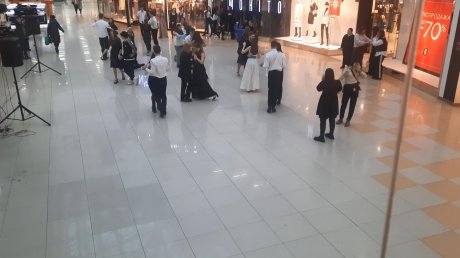 Пензенцы закружились в танце на акции «Случайный вальс»