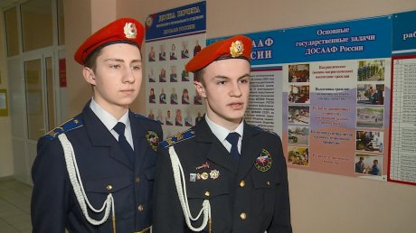 Для пензенских кадетов провели экскурсию по музею ДОСААФ