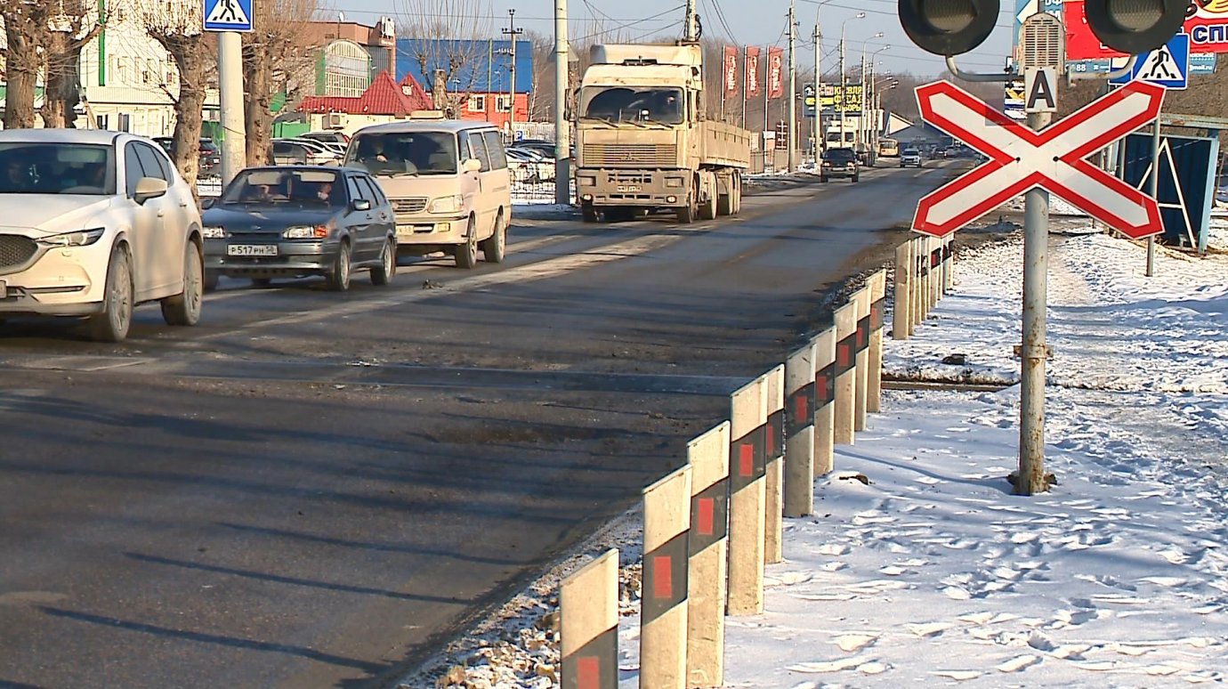 Железнодорожный переезд на Чаадаева нуждается в ремонте