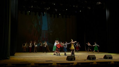 Пензенский ансамбль «Зоренька» выступил с большим концертом