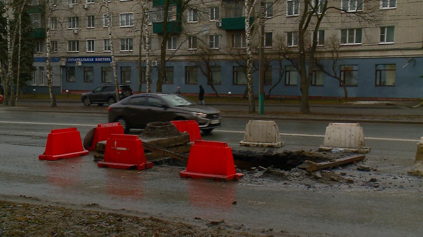 Пенза тула. Ремонт дорог. Ремонт дороги. На улице. Ремонт дороги фото.