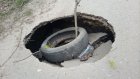 На тротуаре на улице Дзержинского растет провал асфальта