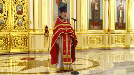 Православные посетили Спасский собор в Великий четверг