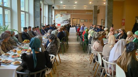 В Пензе татары собрались вместе на областном ифтаре