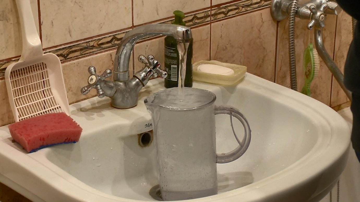 В домах на Комсомольской несколько недель нет горячей воды