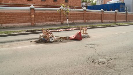 В центре Пензы после ремонта сетей исчезла часть тротуара