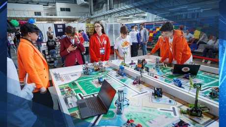 Юные пензенцы завоевали награды на чемпионате по робототехнике