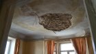 В двухэтажке на Лобачевского, 14, начал рушиться потолок