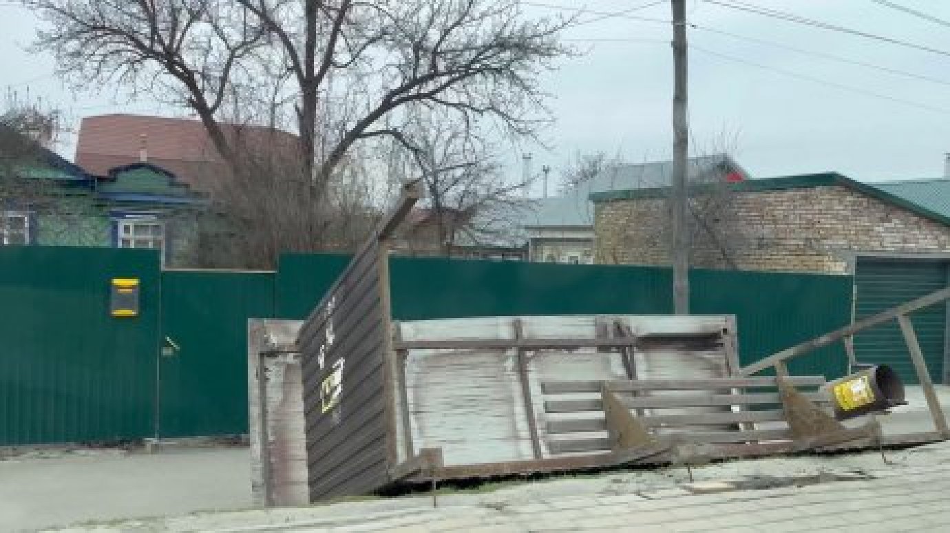 В Терновке не могут дождаться новой остановки взамен снесенной ветром