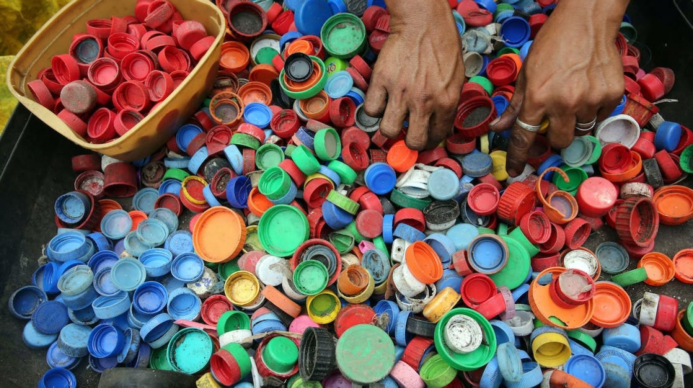 В Пензе появится скамья, созданная из 24 000 пластиковых крышек