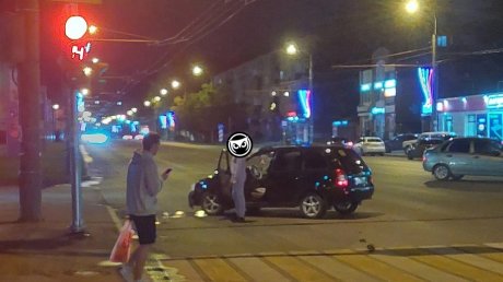 В вечернем ДТП на улице Суворова пострадал юный пассажир «Калины»