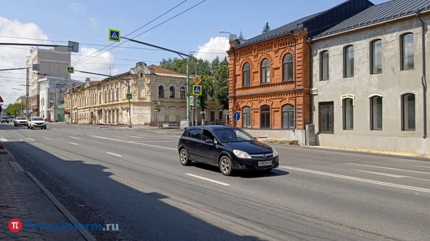 На перекрестке Московской и Суворова ограничили движение