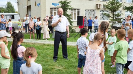 Вадим Супиков принял участие в акции «Собери ребенка в школу»