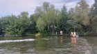 В Пензе спасатели остановили детей, прыгавших в воду с тарзанки