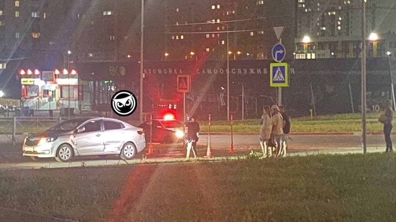 В Пензе на улице Бутузова мальчик на велосипеде попал под машину
