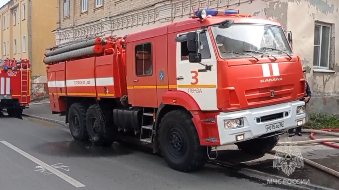 При пожаре на улице Кураева в Пензе погиб мужчина