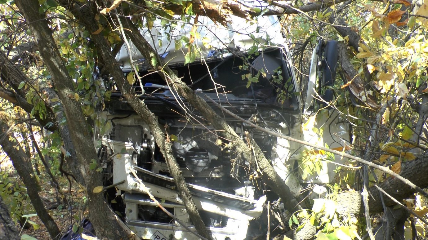 В Спасском районе в ДТП погиб водитель КамАЗа