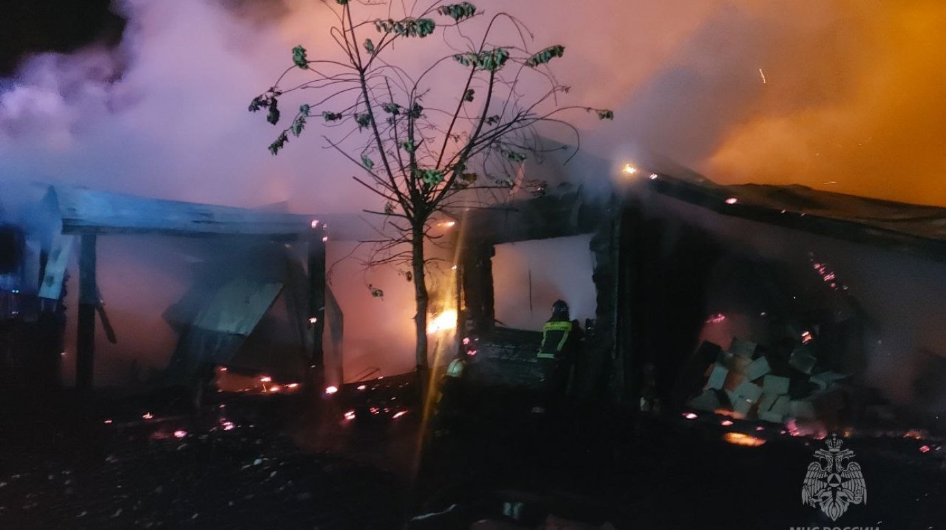 Появились подробности серьезного пожара в Цыганском Поселке