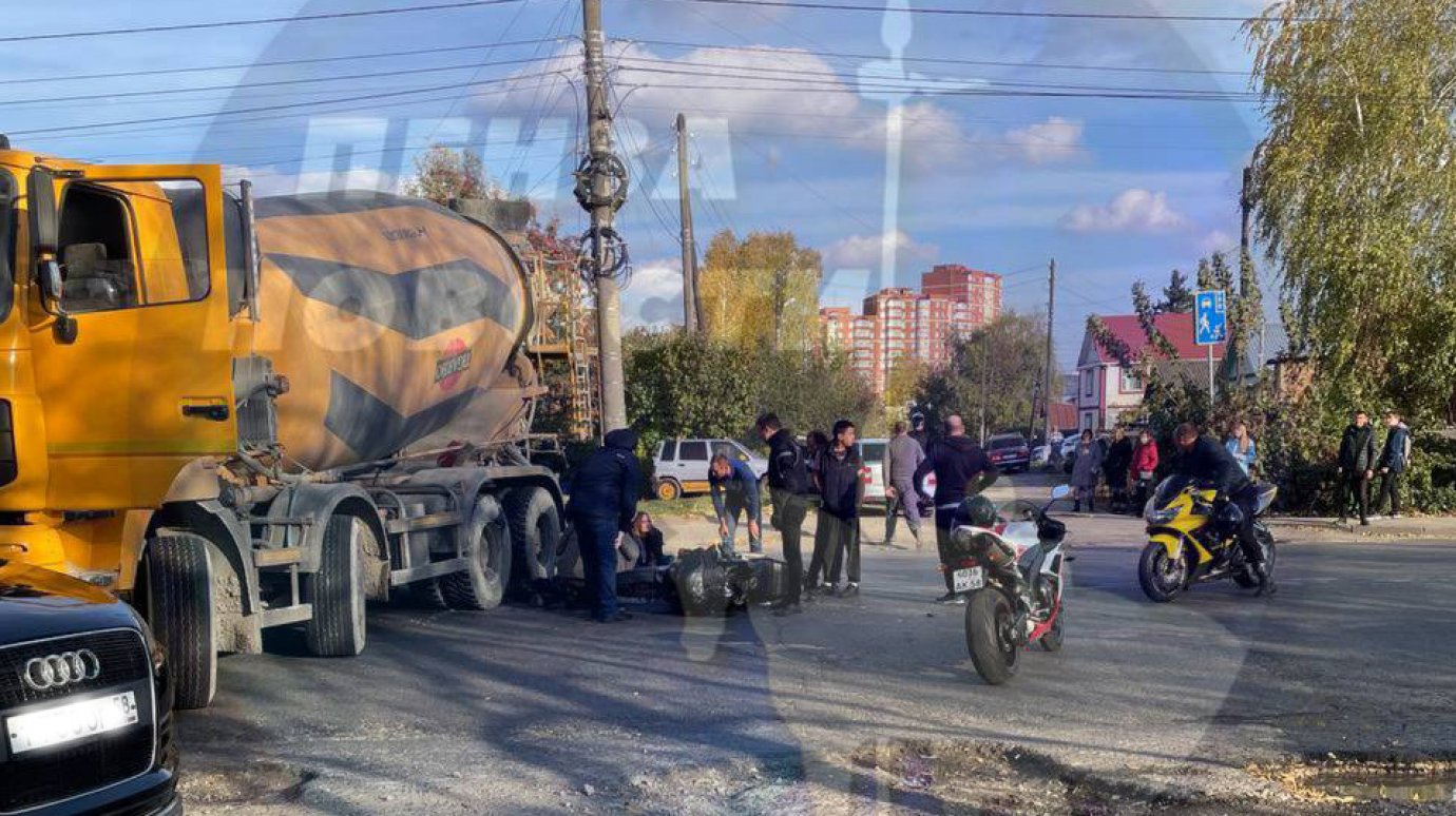 В ГИБДД рассказали подробности аварии с мотоциклом на ул. Злобина