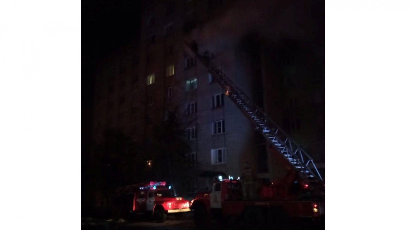В Кузнецке при пожаре в многоэтажке погиб 40-летний мужчина