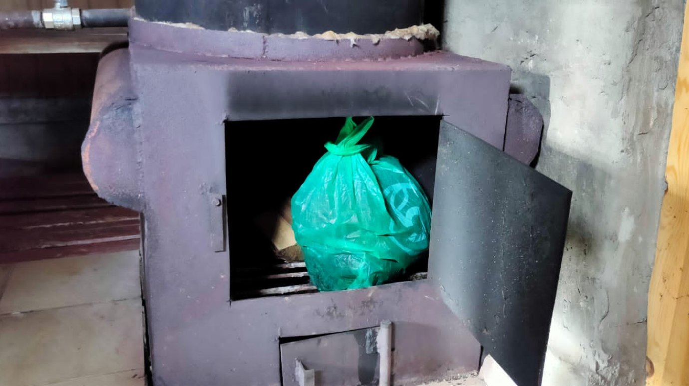 Житель Пензенского района спрятал полкило марихуаны в печь