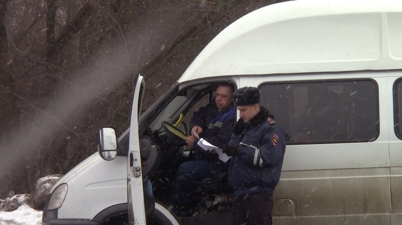 В Пензе оштрафовали 6 водителей, проверив состояние маршруток