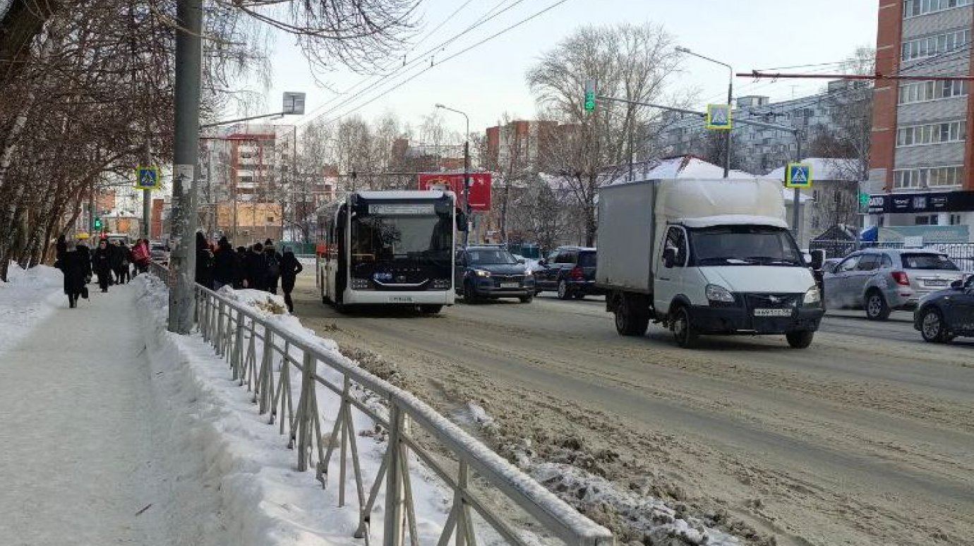 На улице Суворова в Пензе автобус №82с сбил ребенка