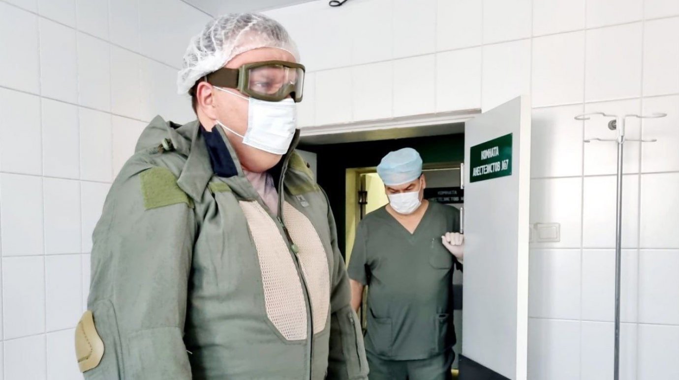 Пензенские врачи облачились в броню, чтобы спасти жизнь бойцу СВО