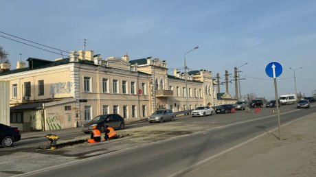 В Пензе занялись заплаткой-трамплином у Бакунинского моста