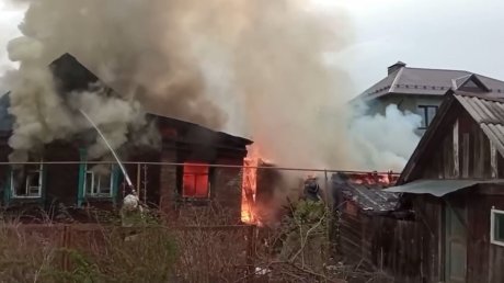 Пожар на улице Нестерова в Пензе тушили 25 человек