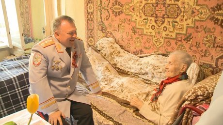 Павел Гаврилин поздравил ветеранов с Днем Победы